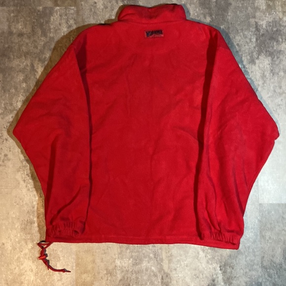 Wind River Red Fleece - Picture 8 of 8